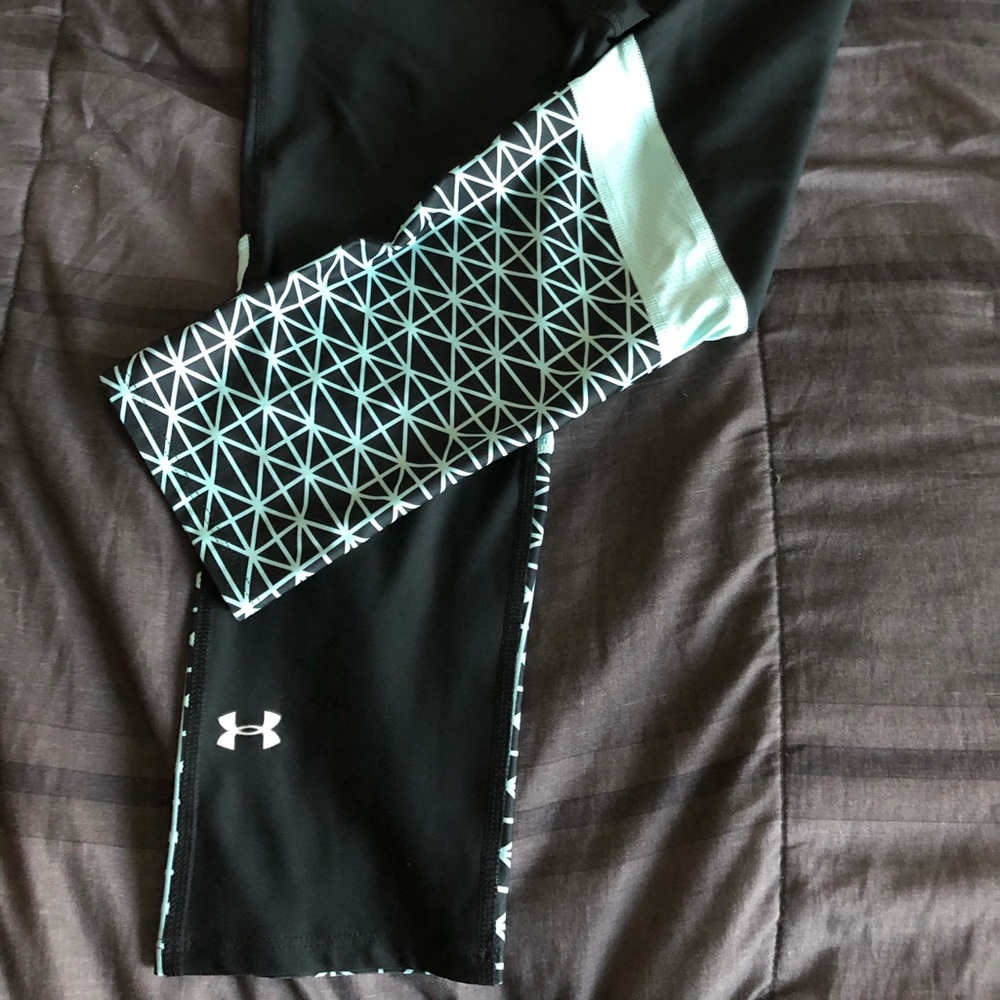 Under Armour Cropped Leggings